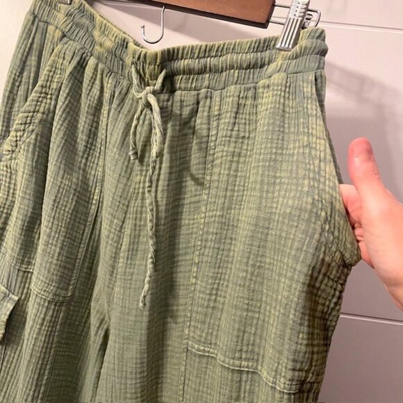 NWT New In Cotton Cargo Joggers Pull On Pants Green Size Large - Picture 4 of 16